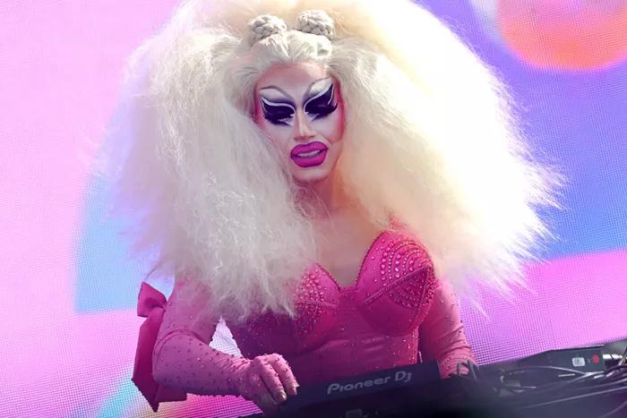 Pop Loser: This Week in Music News